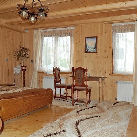 U Olgi Hotel Truskavets Exterior photo