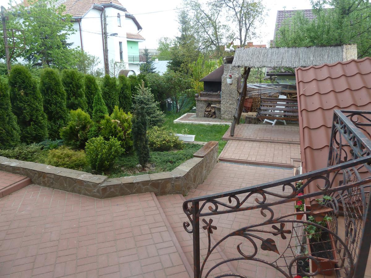 U Olgi Hotel Truskavets Exterior photo